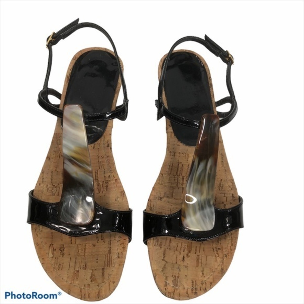Stuart Weizman low heel sandals, EUC